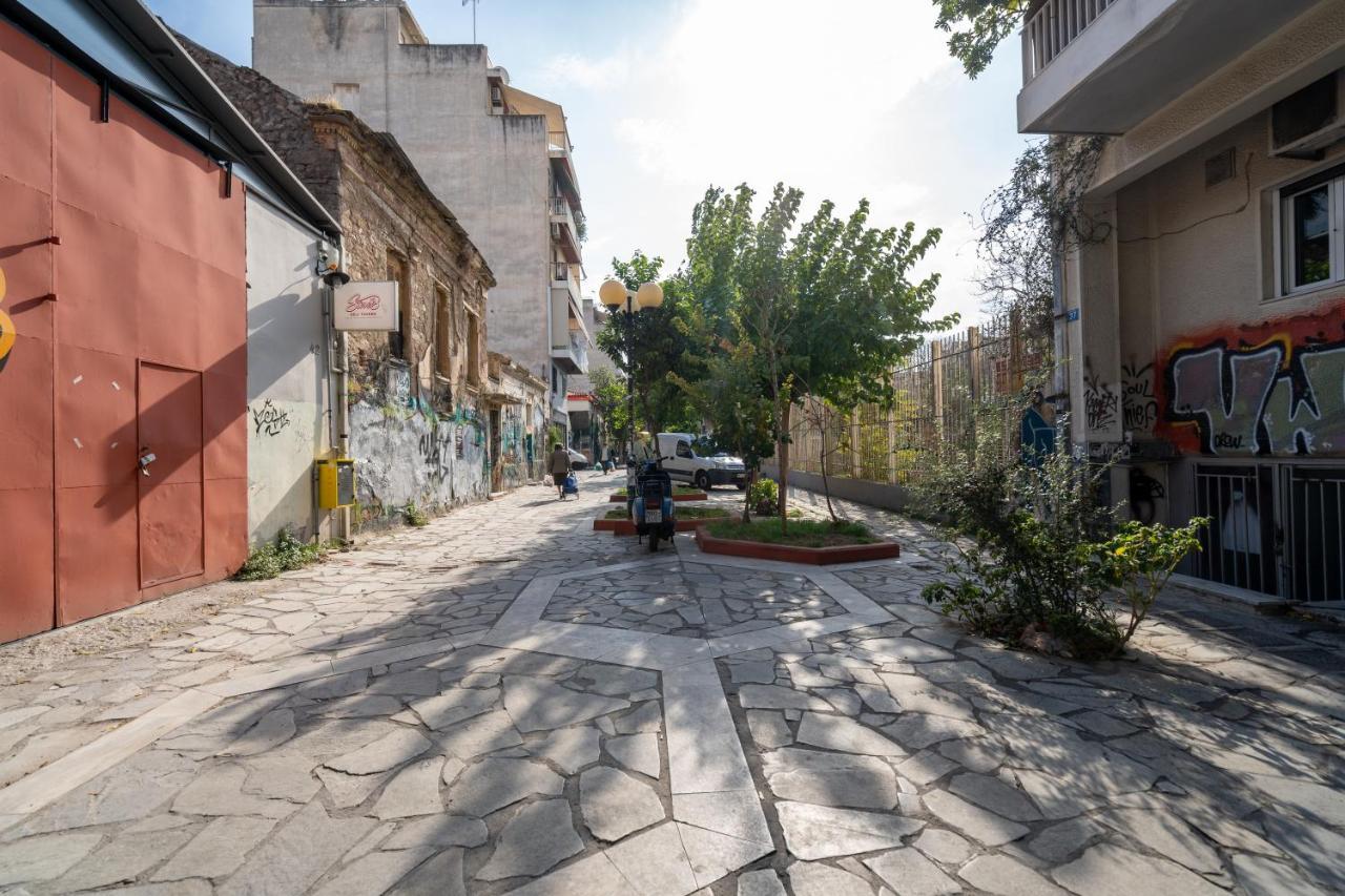 Appartamento Petit Keramikos Studio - Historic Center Atene Esterno foto